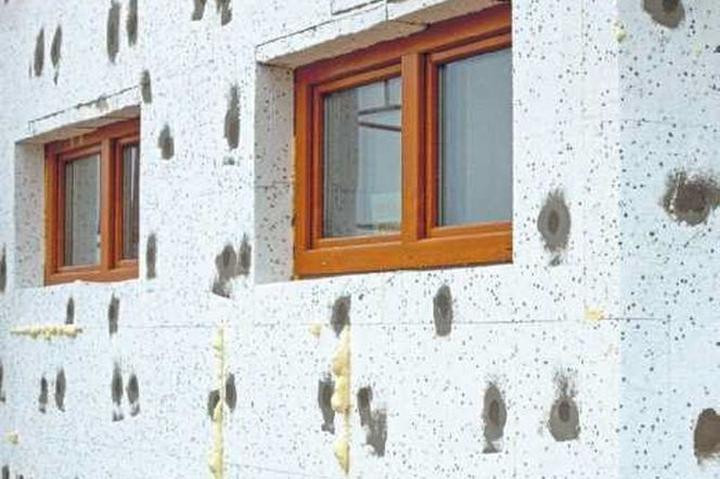 Idealne ocieplenie: Jak wykonać elewację styropianem w 9 krokach