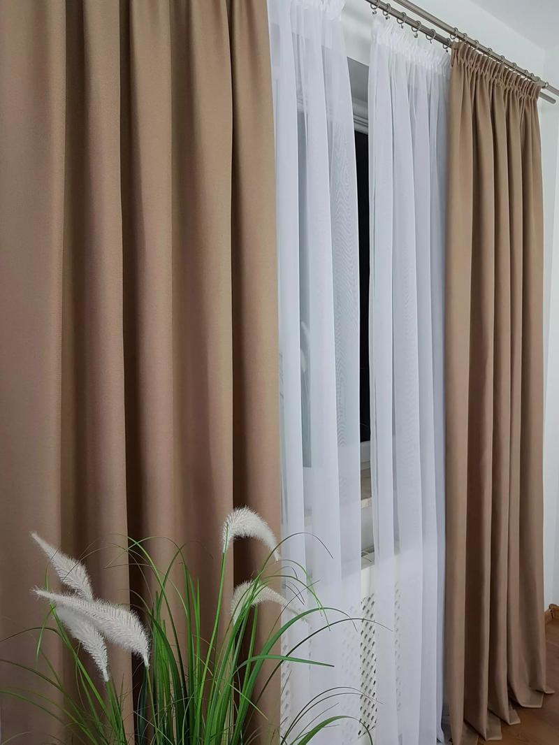 Dekoracyjne osłony szklanych powierzchni