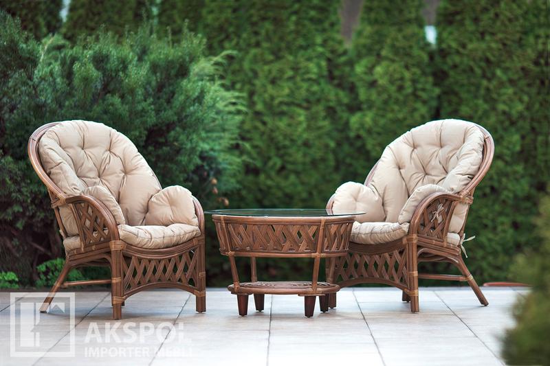 Naprawa pęknięć i ubytków w rattanie