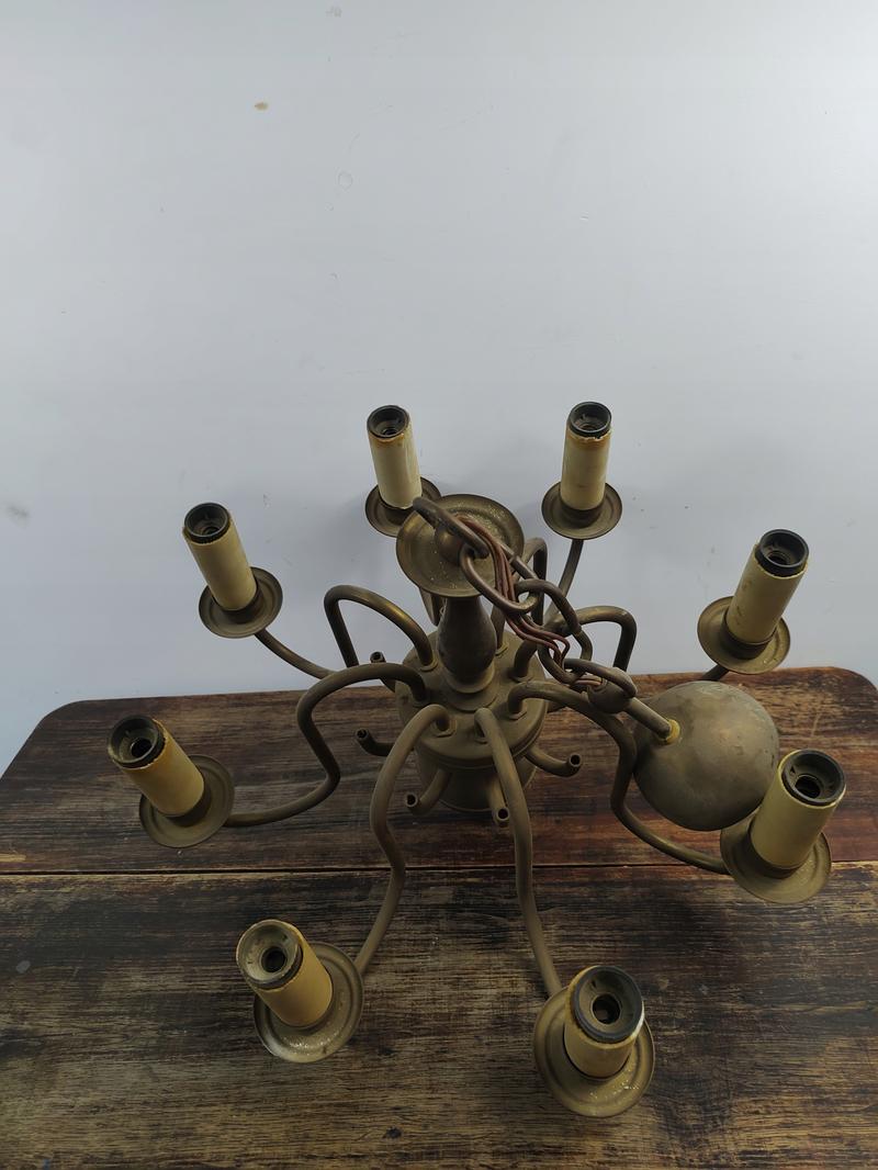 Wybór żyrandola do pokoju 20m2