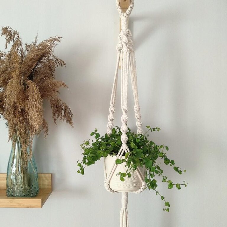 Prosty sposób na stworzenie kwietnika ze sznurka, który zachwyci Twoje wnętrze