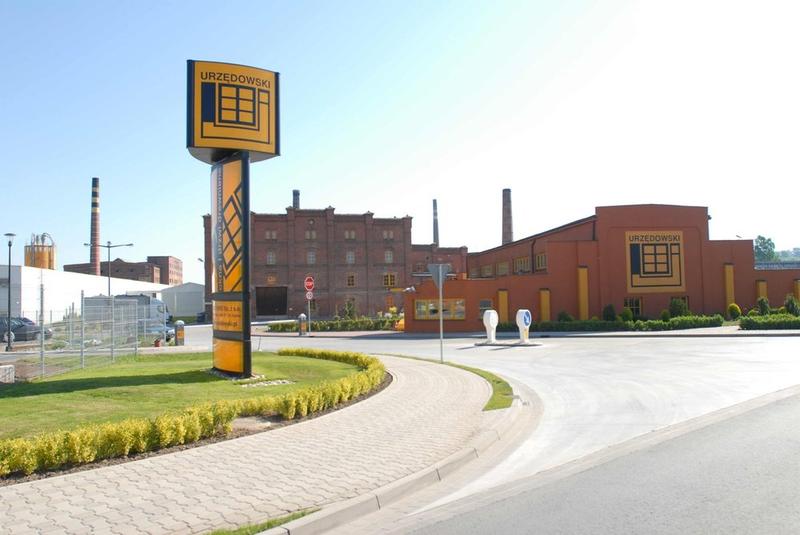 Konserwacja i trwałość malowania okien