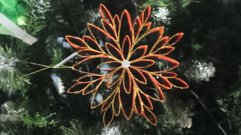 Gwiazdowe inspiracje – jak zrobić gwiazdę na okno i oczarować świąteczną dekoracją