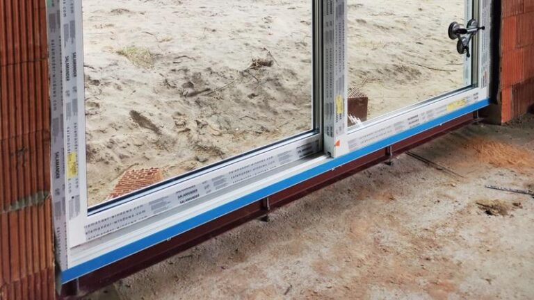 Montaż okna w domku drewnianym – kluczowe wskazówki, aby uniknąć powszechnych błędów