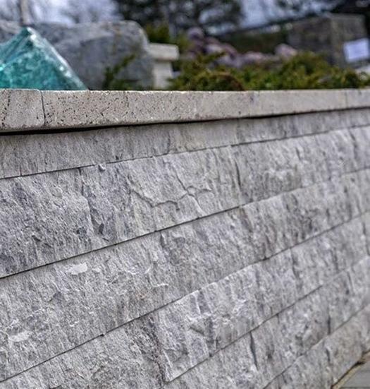 Płytki z kamienia naturalnego