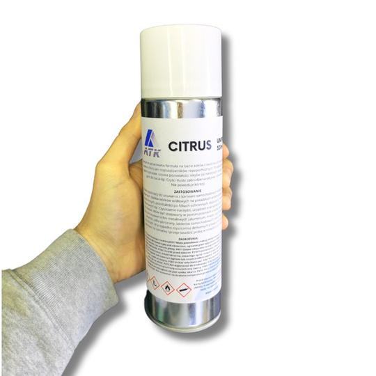 Usuwanie kleju z kamienia