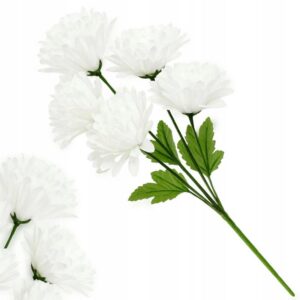 Eleganckie triki: Proste sposoby na to, jak ozdobić stół na co dzień z klasą