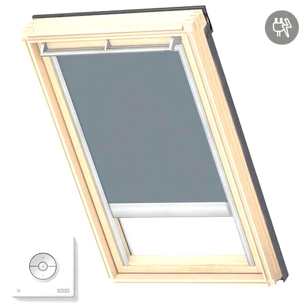 Jak skutecznie umyć okno dachowe Velux, aby nie zostawiać smug i plam?