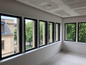 Jak samodzielnie wykonać okno metalowe: Kompletny poradnik krok po kroku
