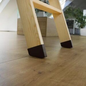Jakie materiały na podłogę na strychu pomogą uniknąć kosztownych błędów?
