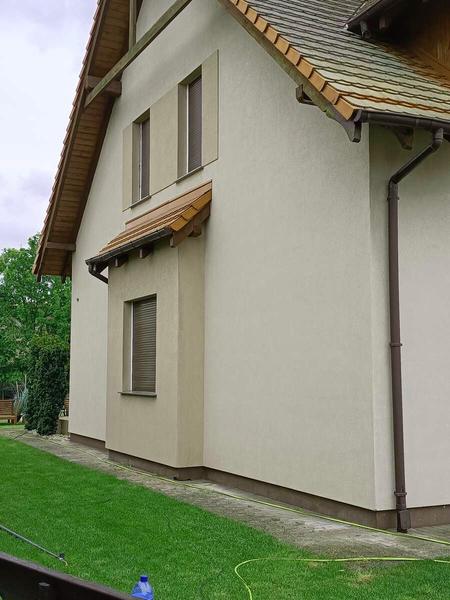 Brązowe okna